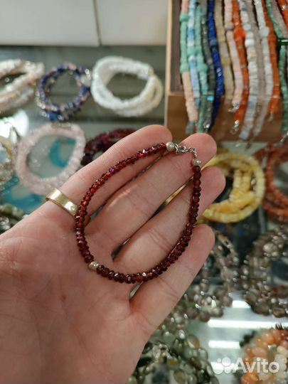 Гранатовый браслет в серебре