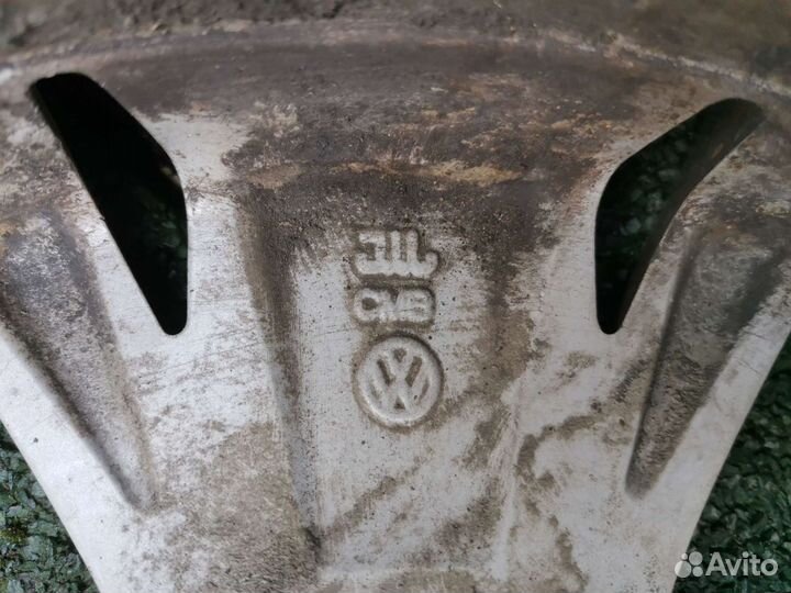 Диски R 15 Volkswagen Polo. 6R0601025AK