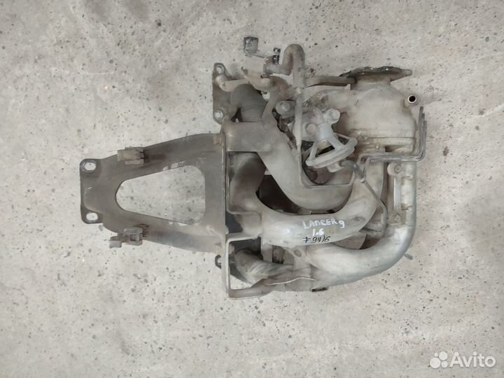 Впускной коллектор Mitsubishi Lancer 9