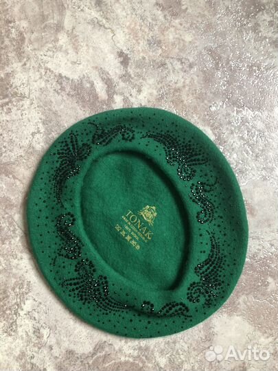 Берет фирма Тонак