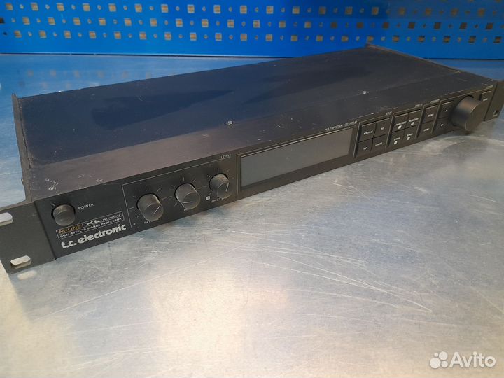 Процессор эффектов m one xl t.c.electronic