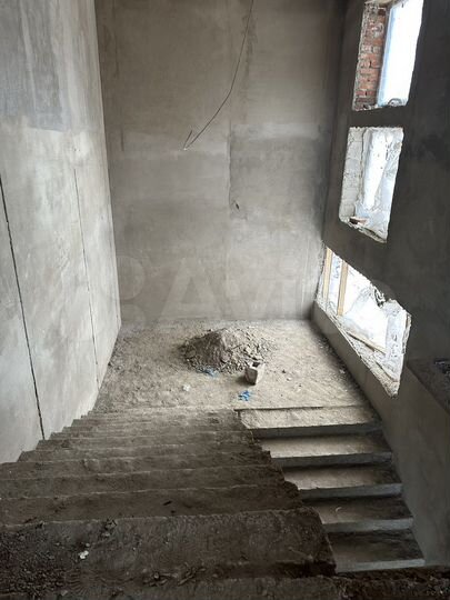 2-к. квартира, 73 м², 5/5 эт.