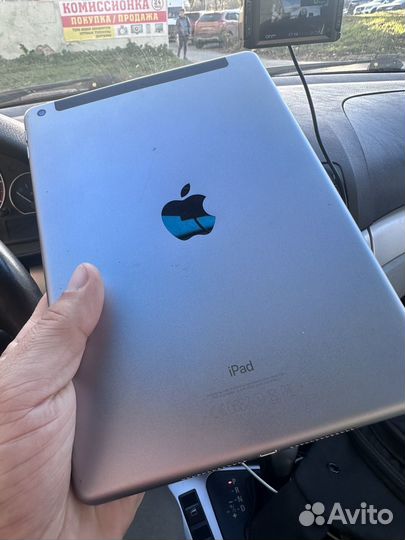 iPad 5 2017 32 gb wifi lte space gray