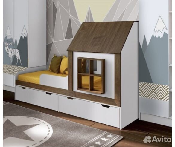 Детская кровать Домик с выдвижным ящиком