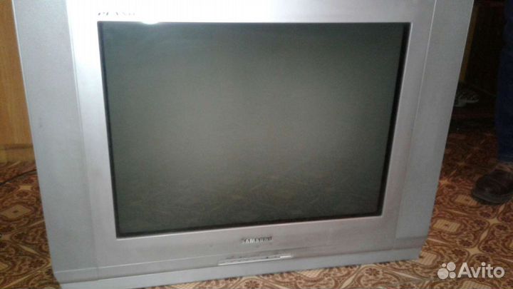 Телевизор Samsung plano