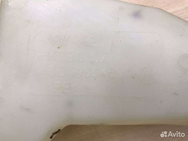 Бачок омывателя Skoda Fabia 1