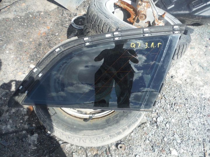 Стекло заднее левое и глухое стекло левое audi Q7