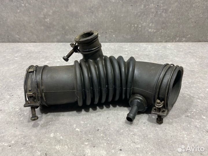 Патрубок воздушного фильтра Hyundai Accent 2 (LC)