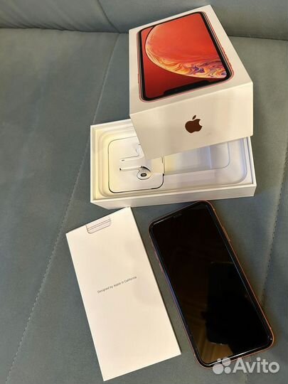 iPhone Xr, 64 ГБ