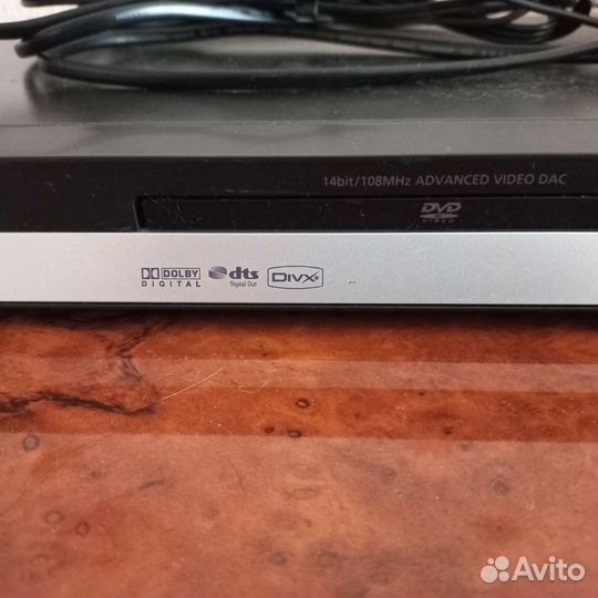 Лазерный DVD плеер Samsung