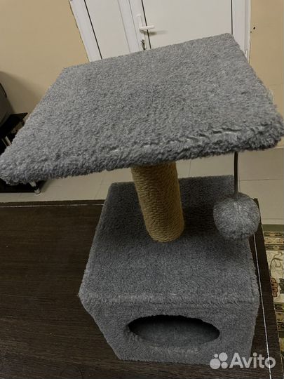 Домик для кошки с когтеточкой