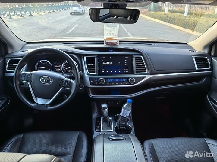 Toyota Highlander 2.0 AT, 2021, 43 000 км