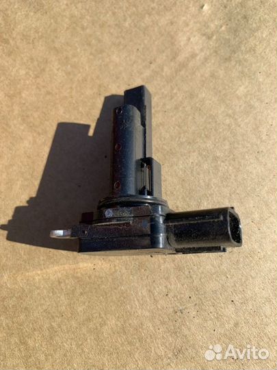 Датчик расхода воздуха Lexus Rx270 AGL10 1AR-FE