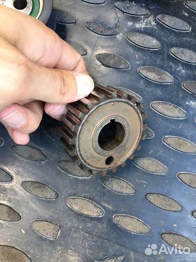 Верхний и нижний шкиф грм granta