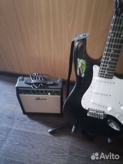 Электрогитара с комбиком