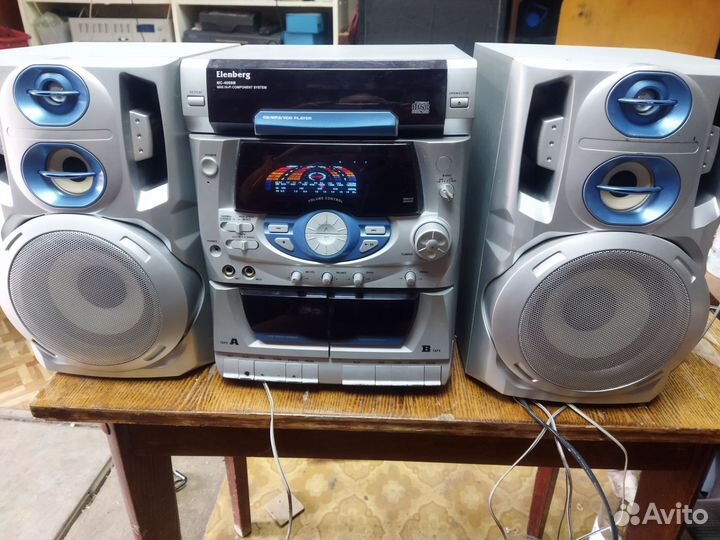 Музыкальный центр