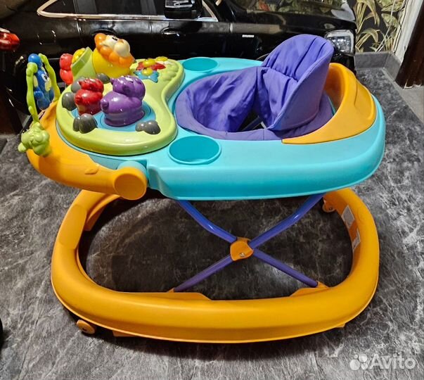 Игровой центр ходунки chicco