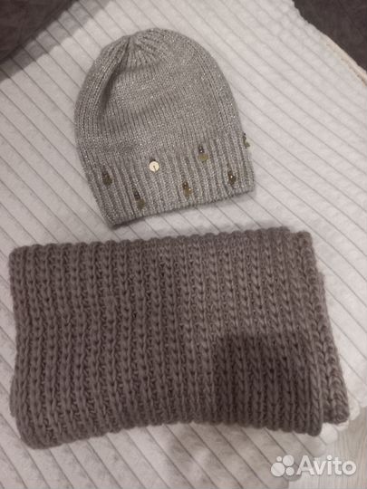 Шапки женский и платки пакетом