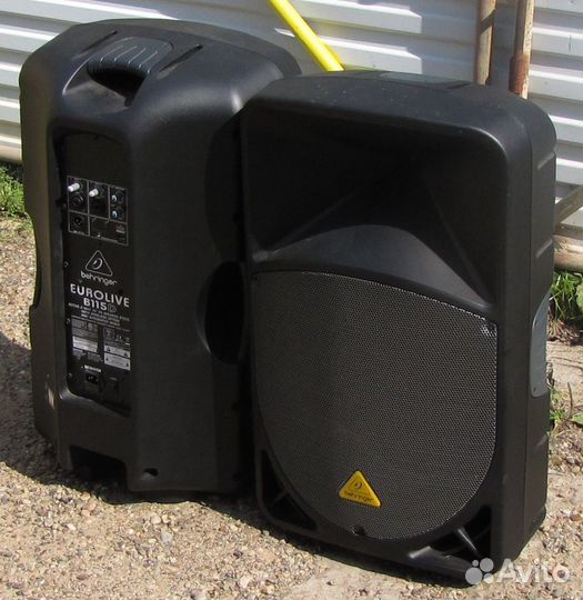 Колонки активные Behringer 1000W 2ш B115D Eurolive