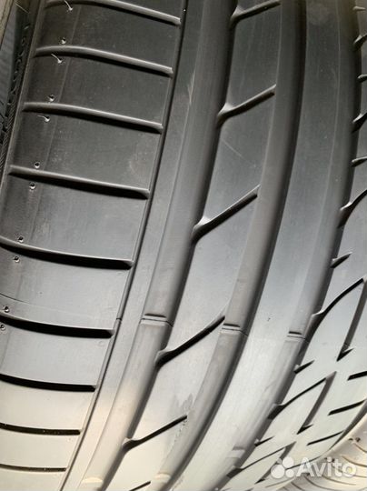 Bridgestone Potenza S001 245/40 R20 и 275/35 R20 99Y
