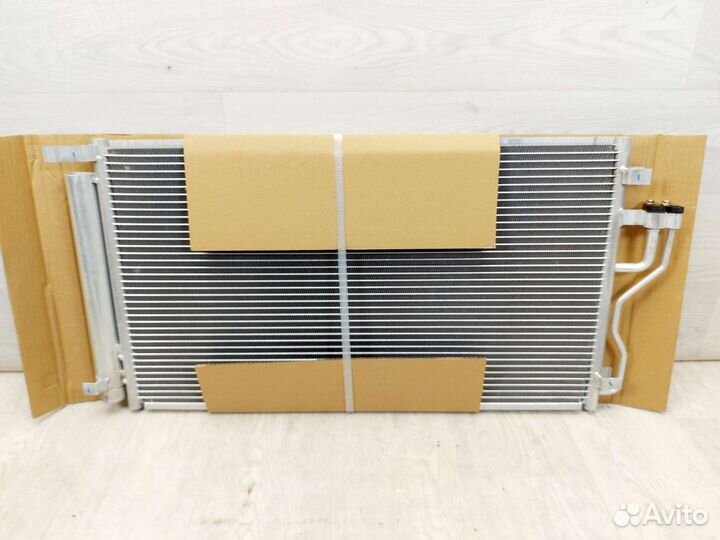 Радиатор кондиционера Kia Sportage