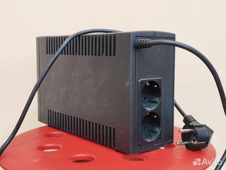 Ибп бесперебойник исправный