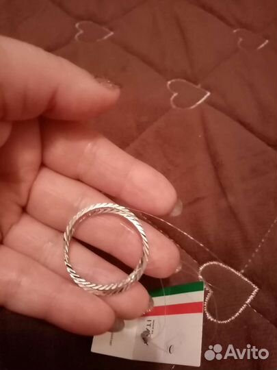Серебряные серьги и кольцо
