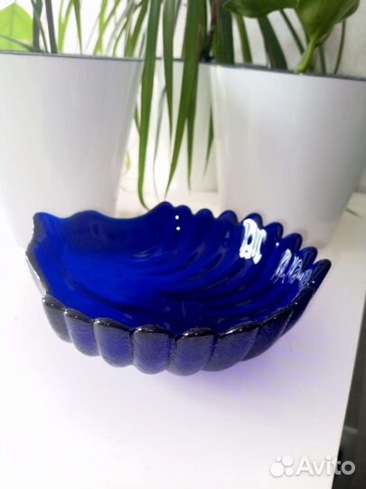 Ваза для фруктов и конфет синее стекло