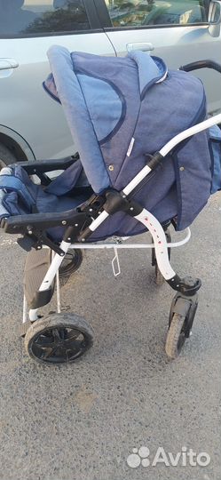 Прогулочная коляска с переноской