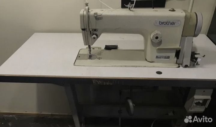 Промышленная швейная машина brother