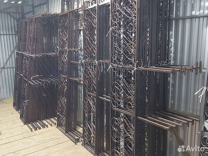 Ритуальные оградки в наличии, со склада