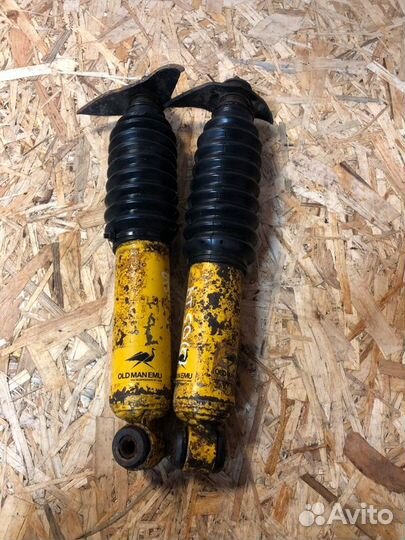 Амортизатор подвески передний Mazda Bt50 пикап