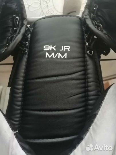 Нагрудник хоккейный вратарский