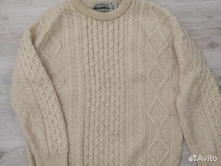 Свитер