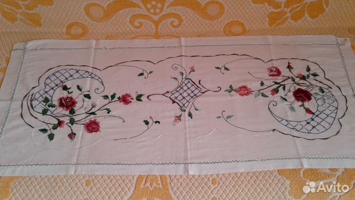 Салфетка с вышивкой - винтаж
