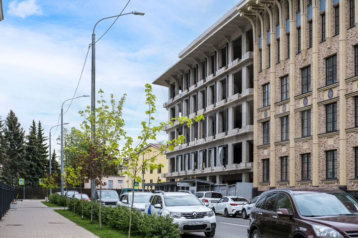 4-к. квартира, 230 м², 3/6 эт.