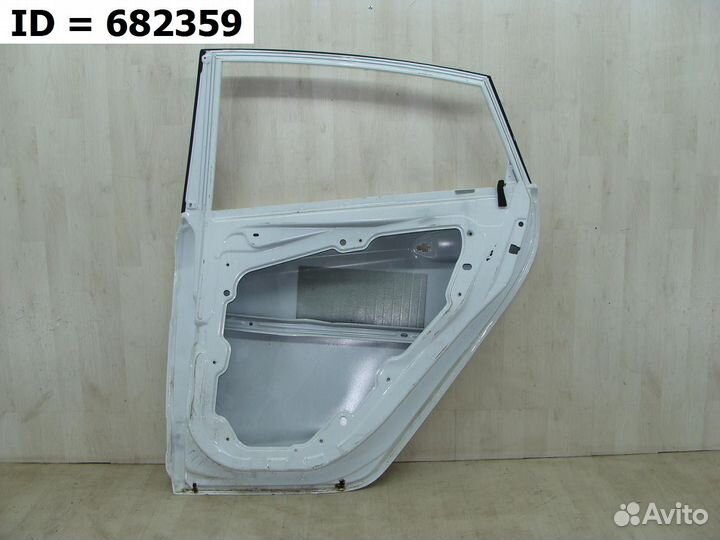 Дверь задняя правая Ford Fiesta