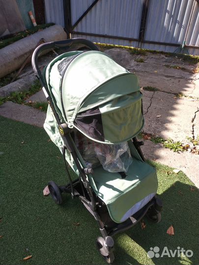Коляска прогулочная