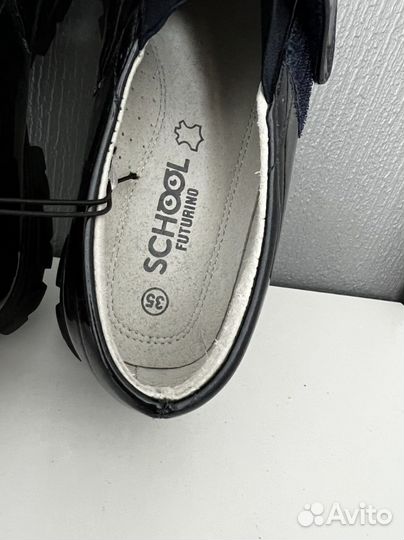 Туфли для девочки 35 размер новые