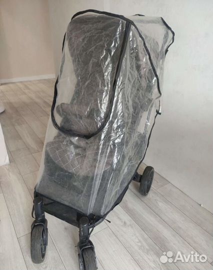 Коляска прогулочная babalo