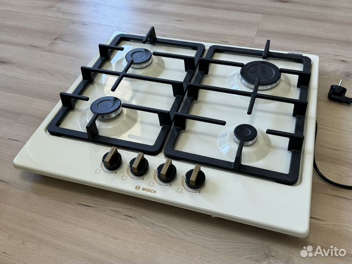 Газовая варочная панель Bosch PGP6B1B90R