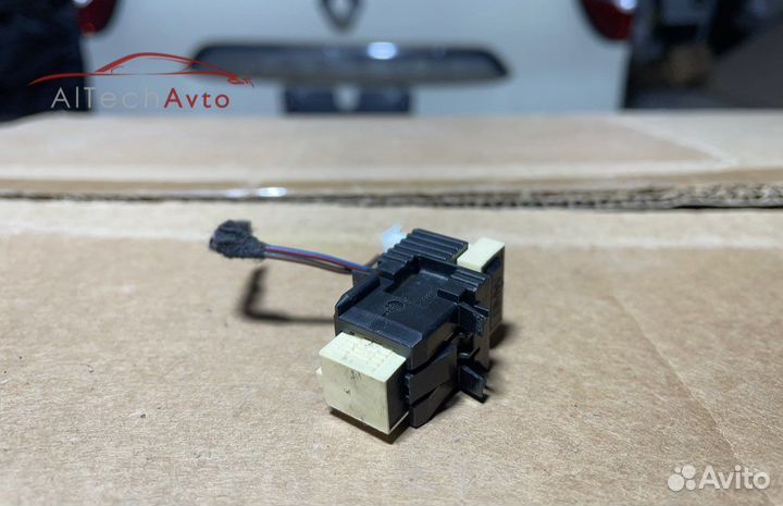 Концевик педали тормоза BMW 3-Series F30