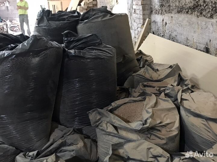 Опилки ясеня в мешках для копчения, подсыпки