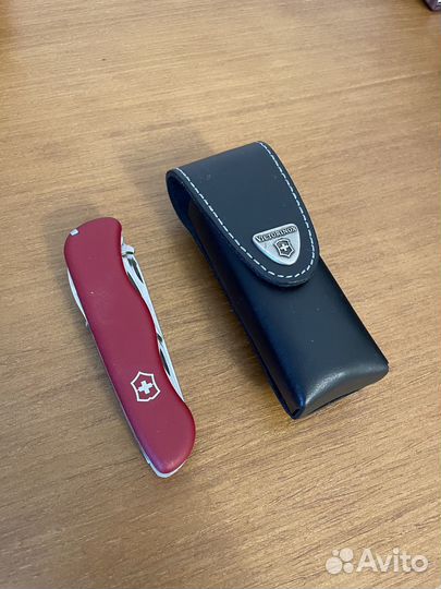 Нож складной мультитул Victorinox Swiss Champ