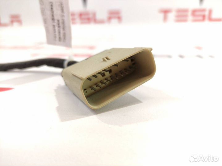 Разъем (фишка) проводки Tesla Model S рест. 2018