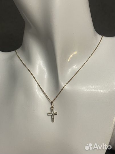 Золотой крест с бриллиантами