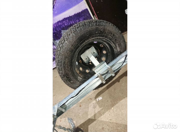 Кронштейн запасного колеса ваз 2121 Нива