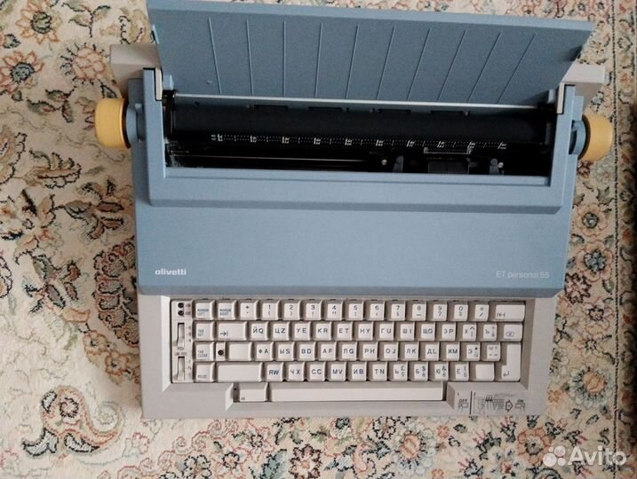 Пишущая машинка olivetti ET personal 55