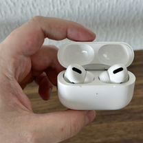 AirPods Pro (оригинал)