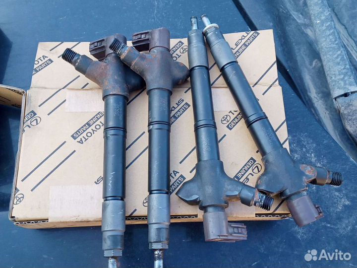 Форсунка топливная тойота ленд крузер 200 4.5 D